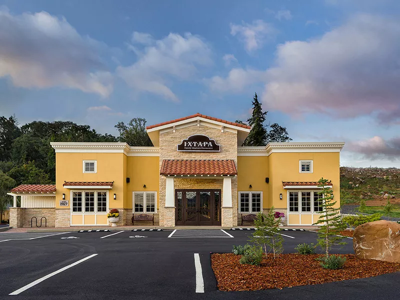 Bakit Pinapalitan ng Metal Restaurant Building ang Tradisyunal na Konstruksyon ng Restaurant?