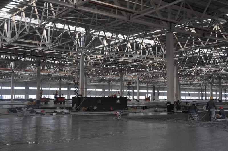 Bakit Ang Steel Frame Electronic Manufacturing Factory Construction ay Nagiging Preferred Choice para sa Modern Industrial Projects?