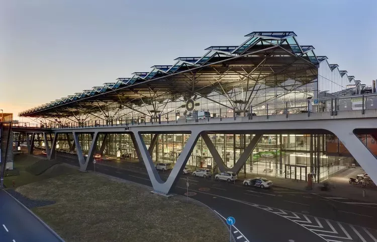 Airport na sumusuporta sa EPC Steel Terminal