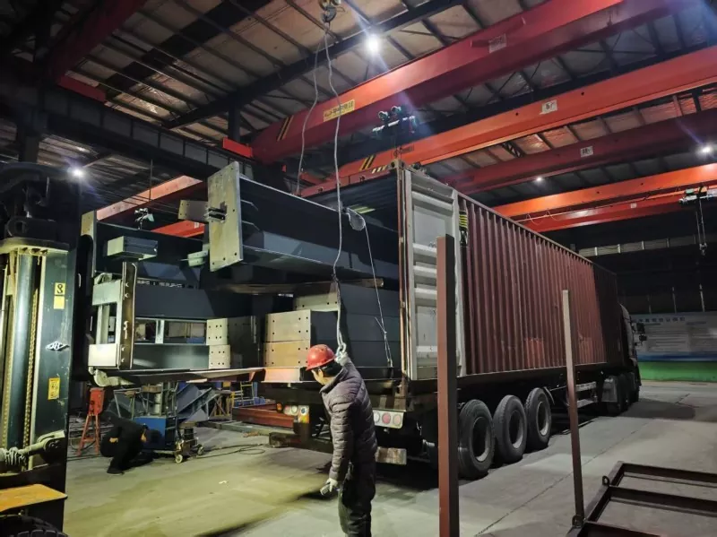 Steel Frame Mechanical Manufacturing Factory Construction