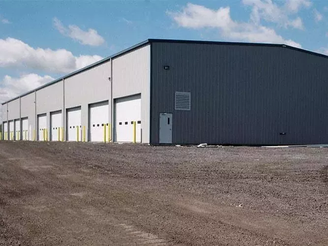 Praktikal at Magagandang Prefabricated Steel Warehouse