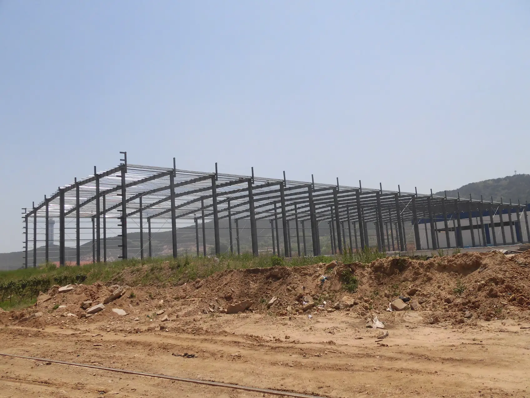 Prefabricated steel frame pagtatayo ng mga bakahan