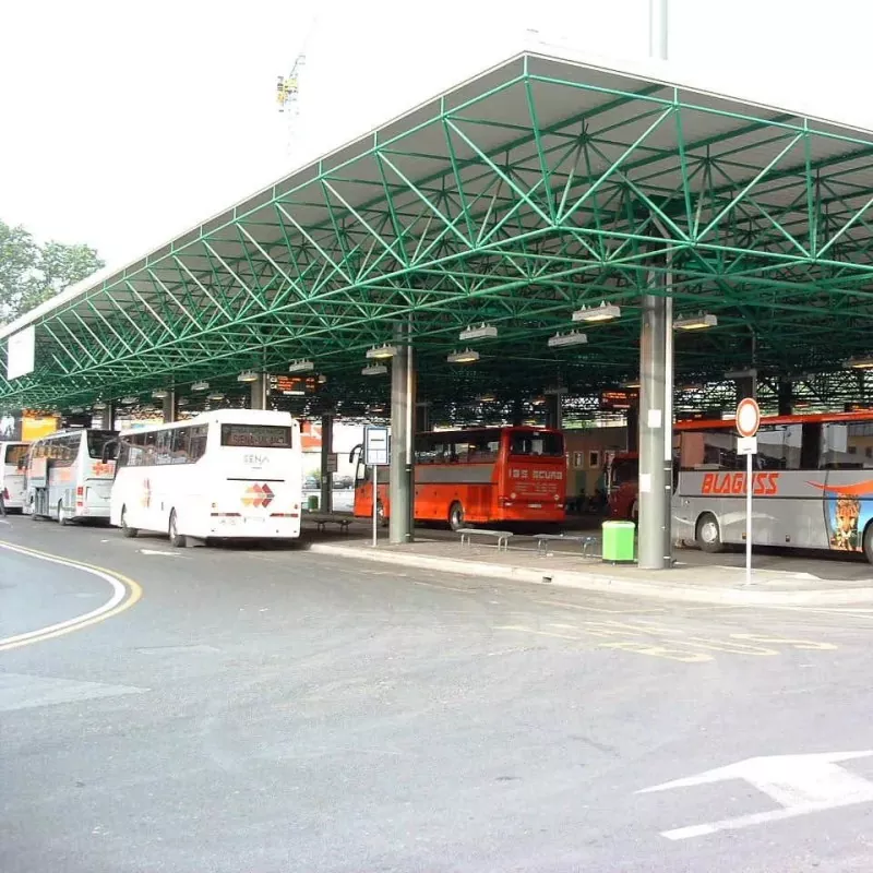 Depot ng Bus na Istraktura ng Bakal